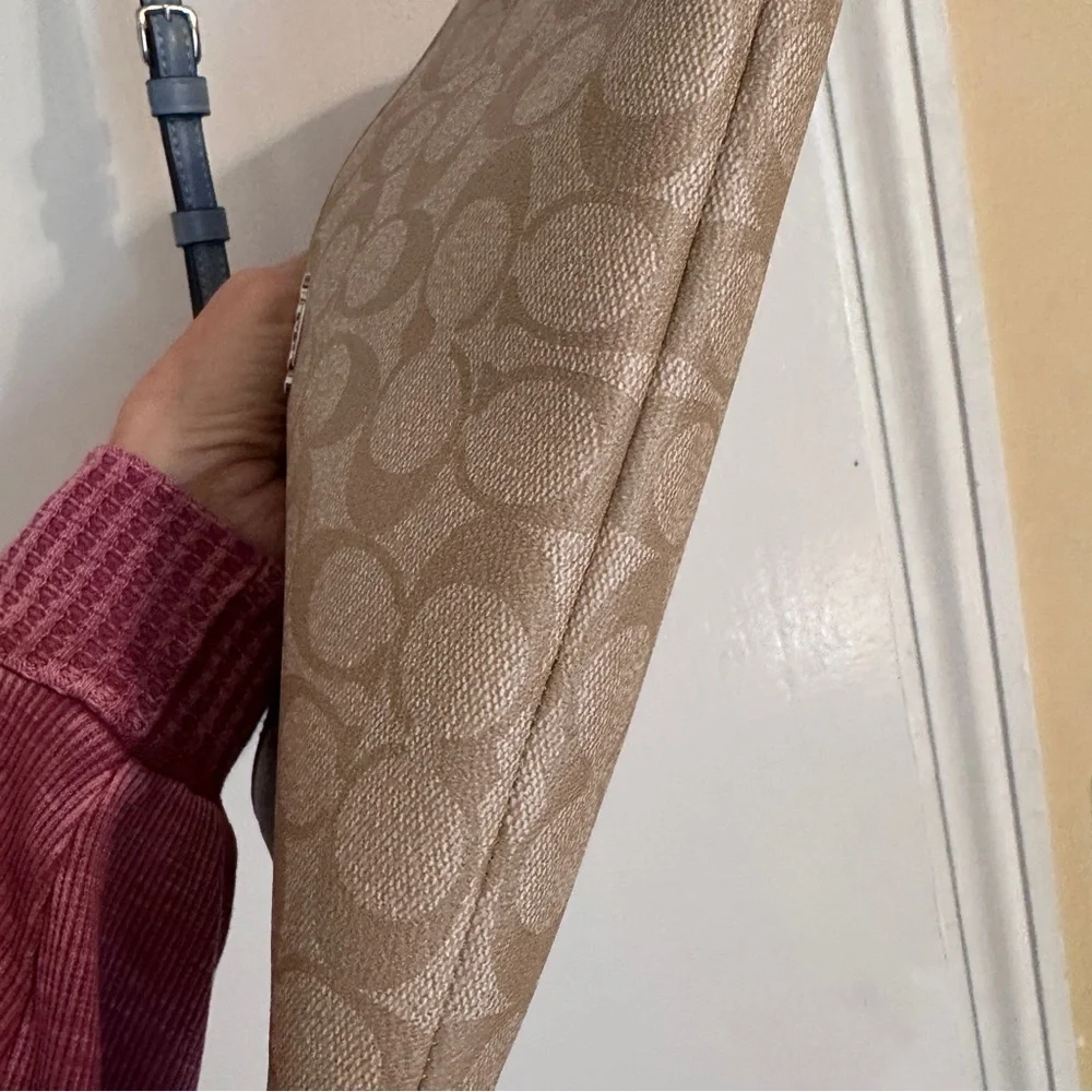 Coach Signature East West Pop Crossbody Handbag Light Khaki/Blue 101/2x7" - Picture 7 of 15